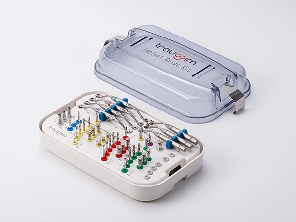 Kit de cirugía guiada para implantes BLE