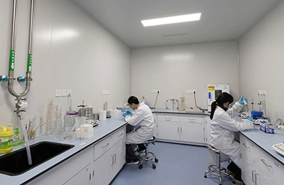 Área de biomateriales y laboratorio